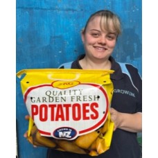 NEW SEASONS YELLOW FLESH ALL ROUNDER POTATOES 2KG BAG Grown in Pukekohe
